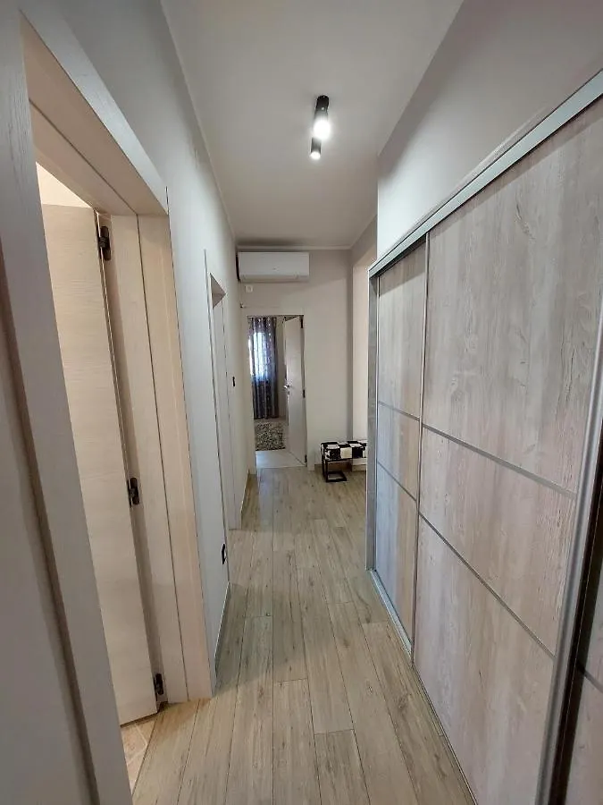 Family Apartment Cathy Galižana 0*,