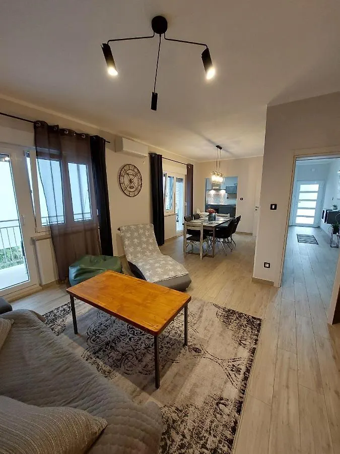 Family Apartment Cathy Galižana