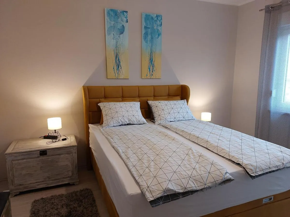 Family Apartment Cathy Galižana