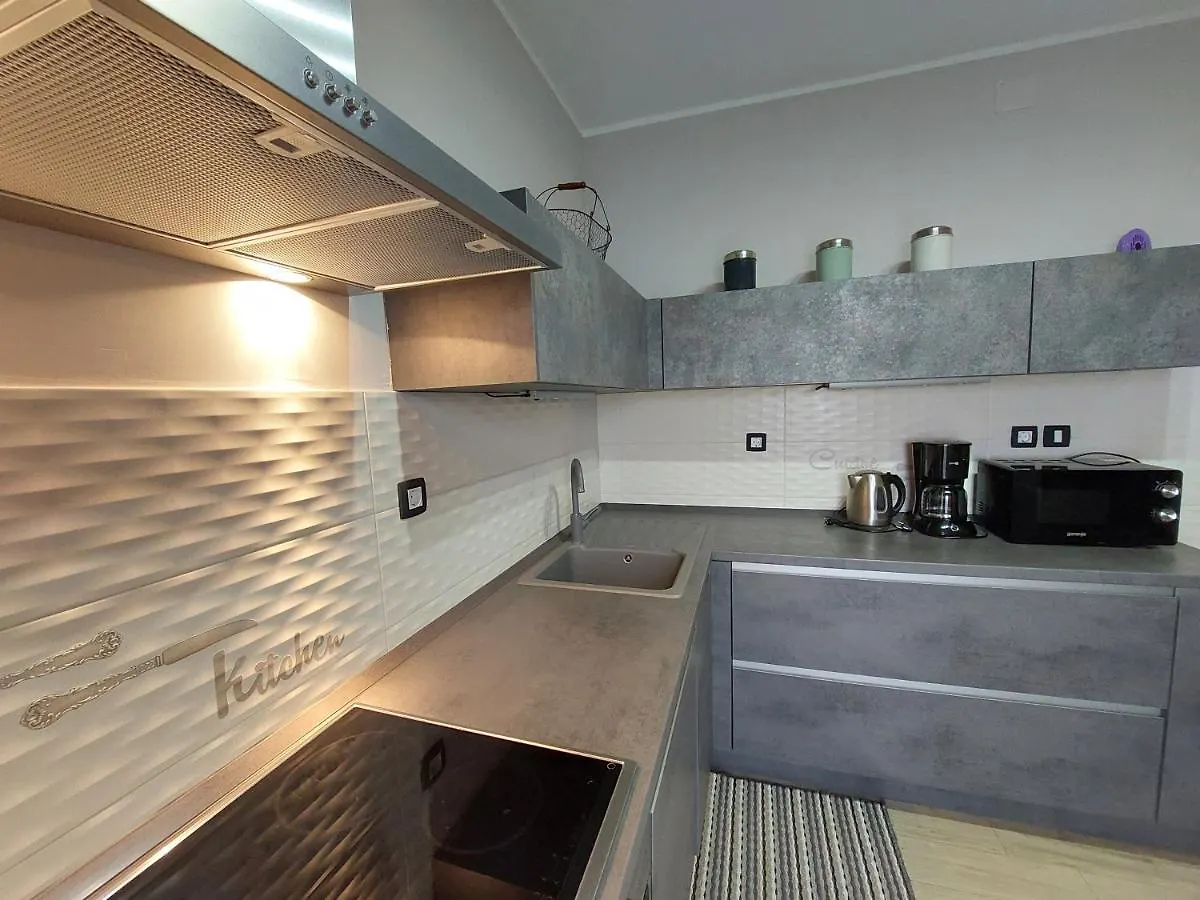 Family Apartment Cathy Galižana Kroatien